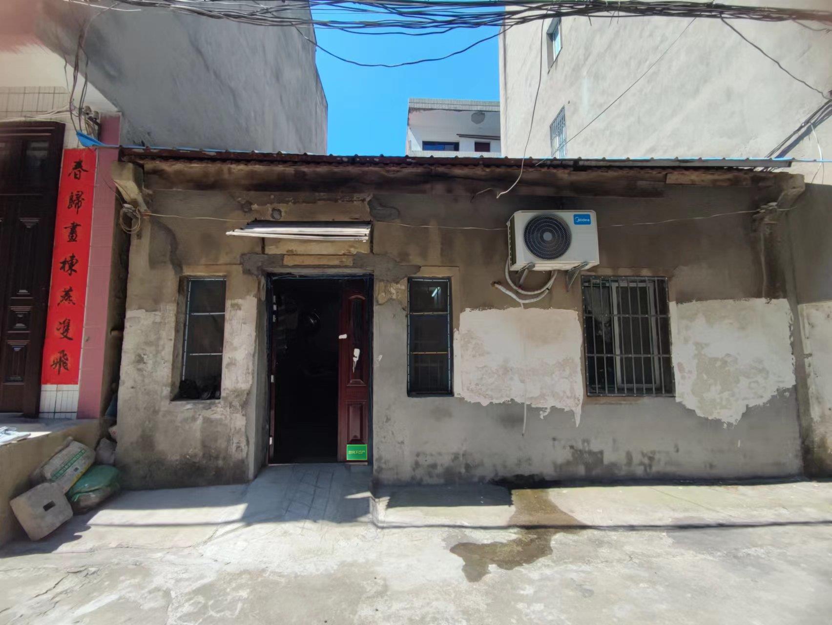 私房私房交通路2间1层简单装修有证可直接过户