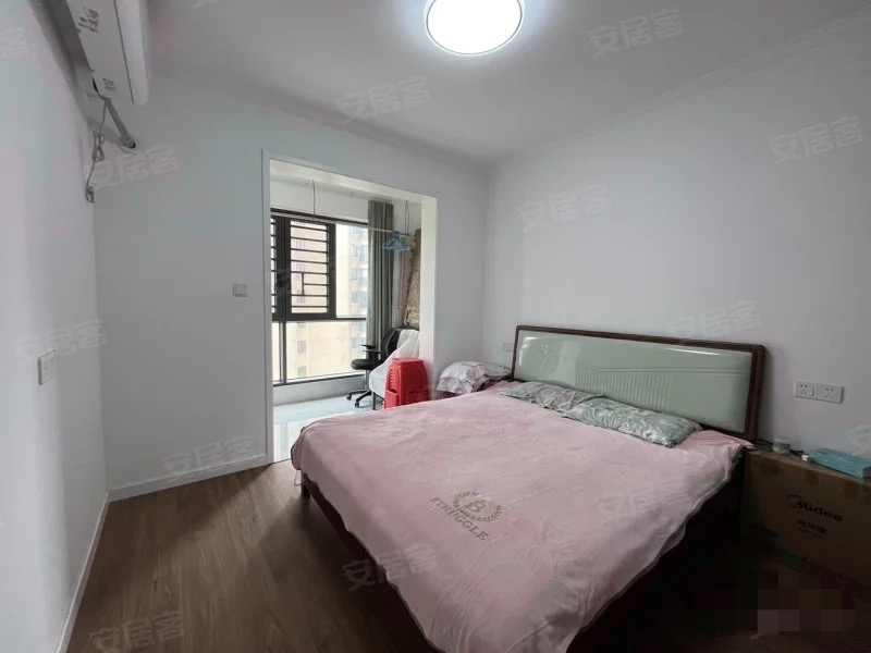 358？荣怀B区，精装大两房，​家电齐全，拎包入住，朝阳三小和三中