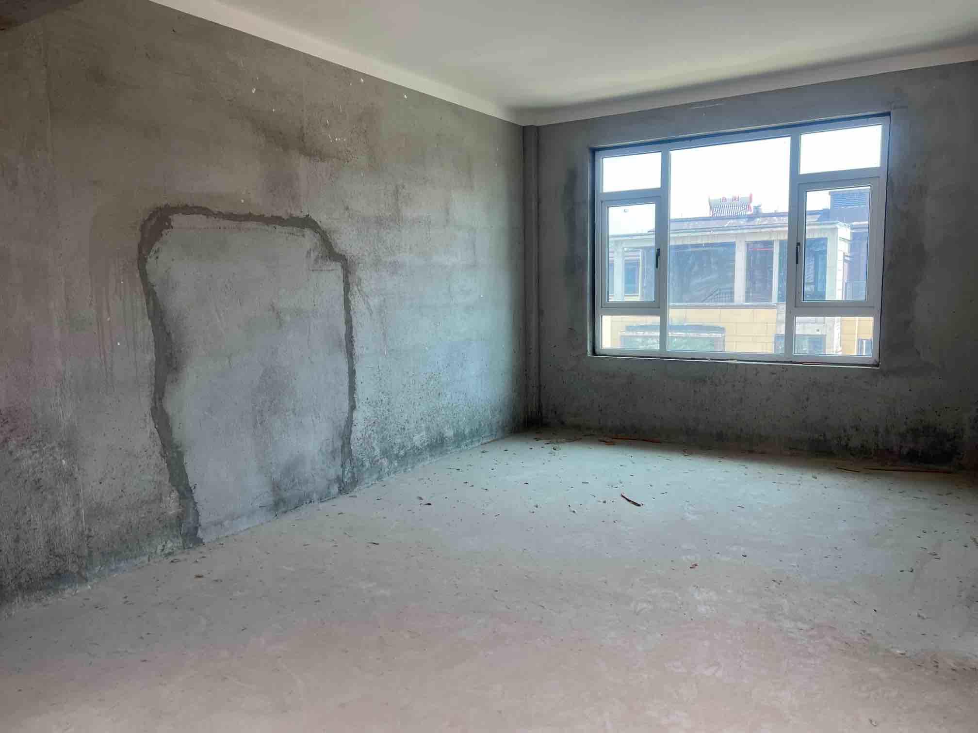 直降60万，祥生观棠府边户联排别墅，大院子，急卖，随十看房，可谈