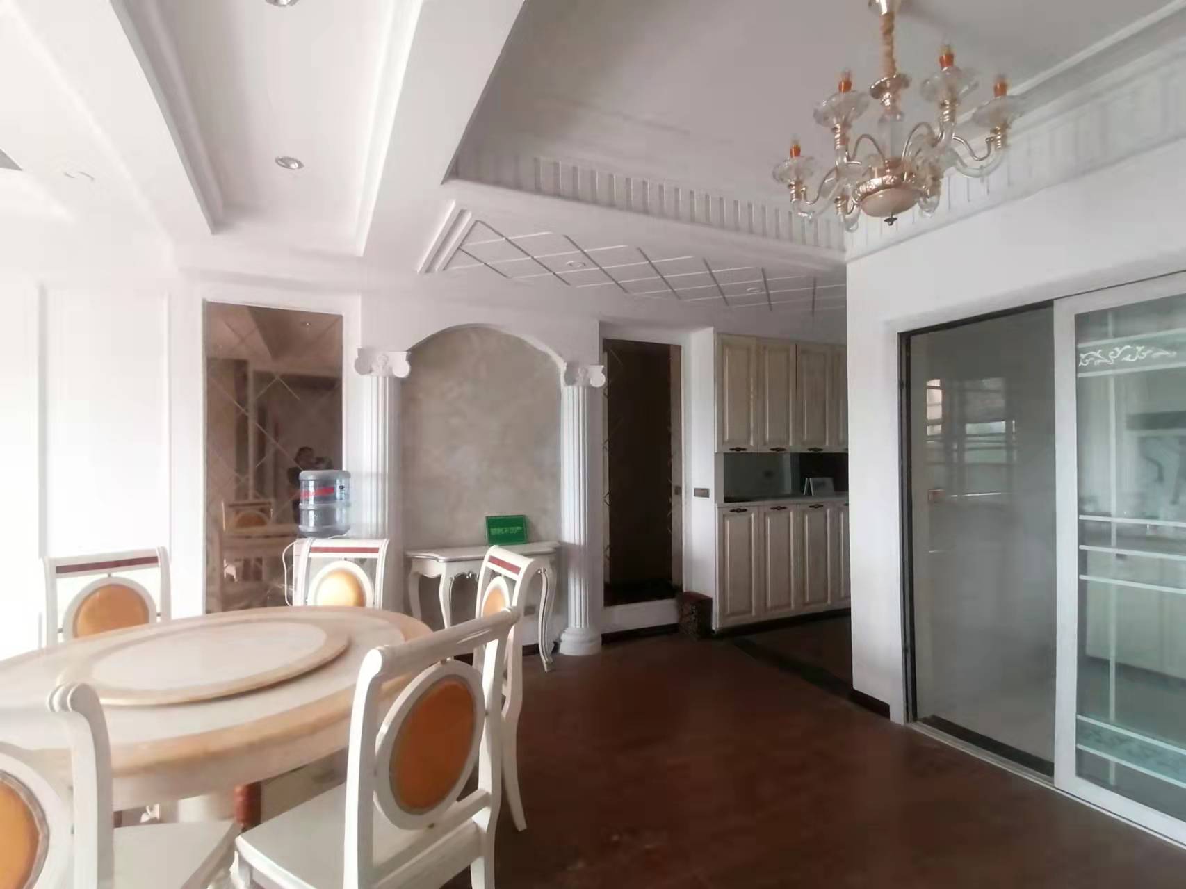 御台公馆南北通透大4房证满2年视野开阔2梯2户小高层只卖毛坯价