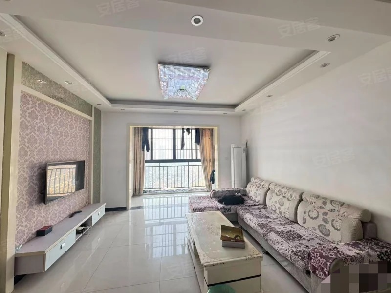 289，城南，城市丽景， ​电梯好楼层17楼 ，精装3房，户型方正，视野采光好