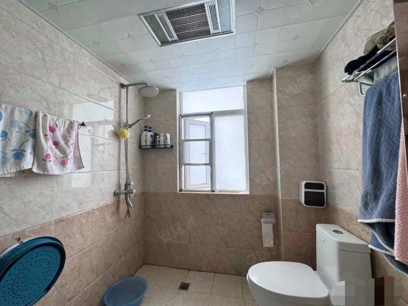 423，一中对面，，上苑一品，精装3房，边户，双阳台，满二，好楼层，看中价格在谈