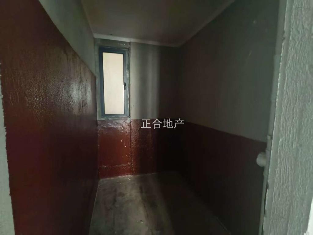 捡漏。城南，森林国际翡冷翠，毛坯三房，单价5500，满二，13楼好楼层