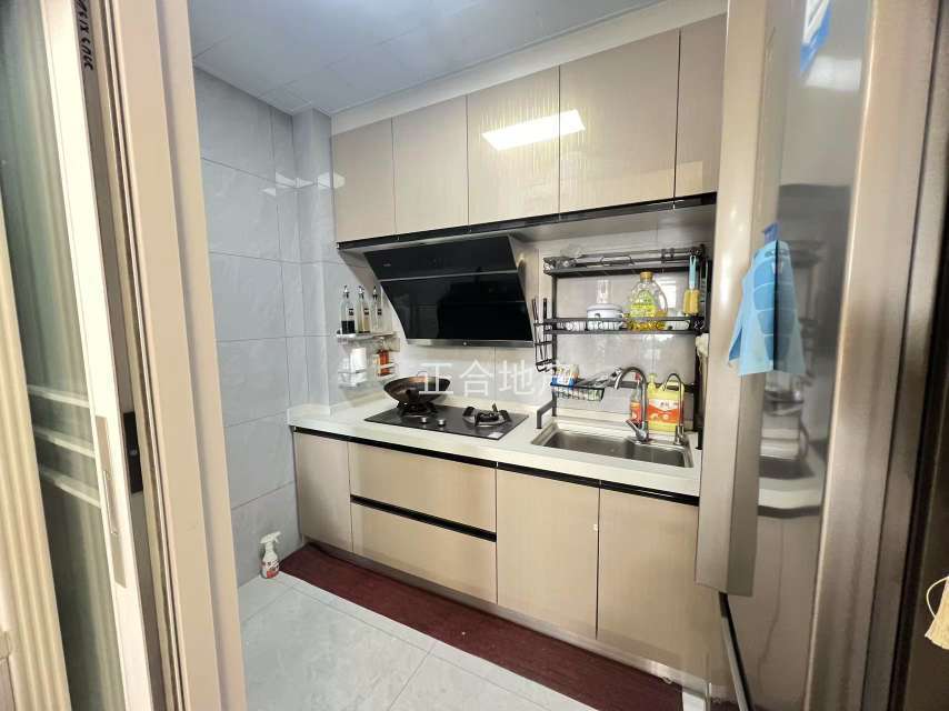 捡漏，城南忠心，精装三房，单价5000，电梯好楼层，12楼，成色新