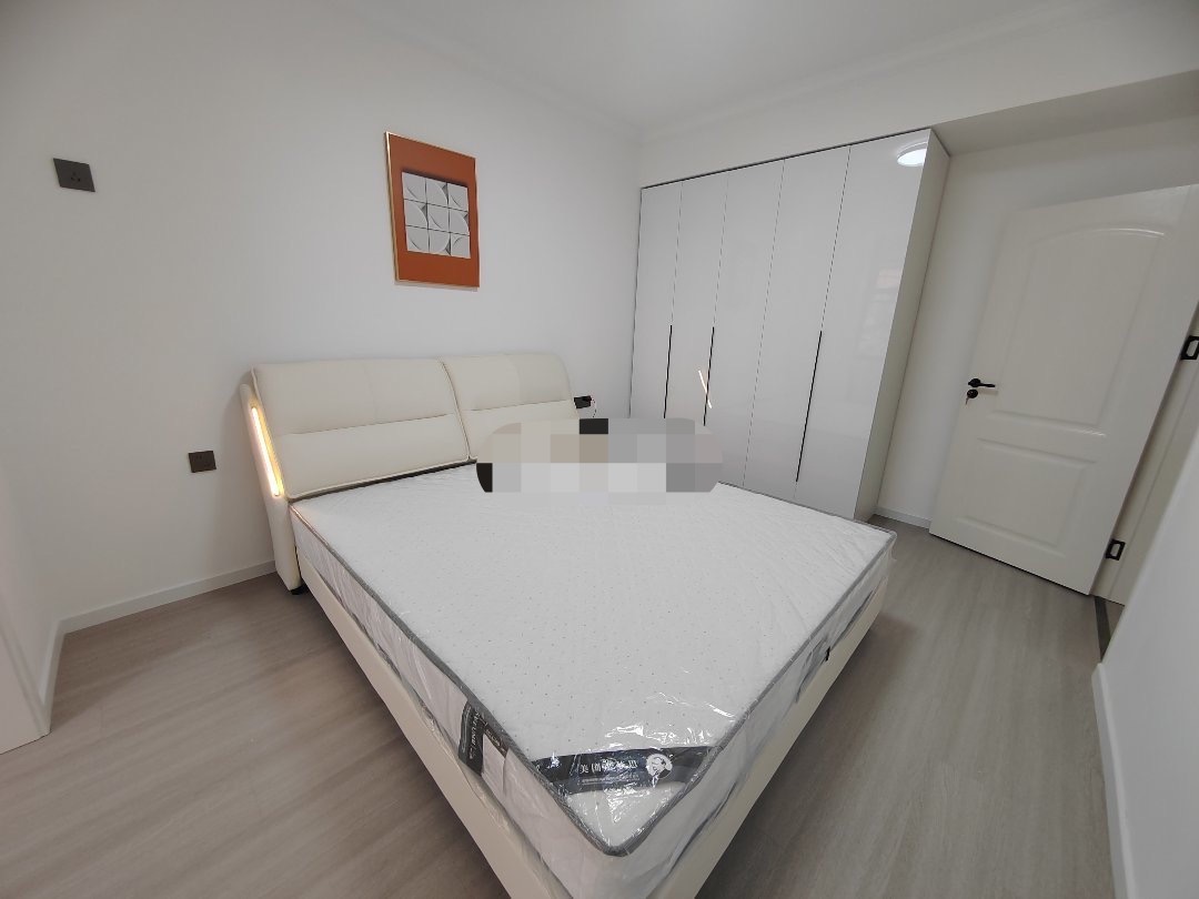 59，商城附近，楼龄新，有规模步梯房，有绿化好停车，实验xiao学老三中