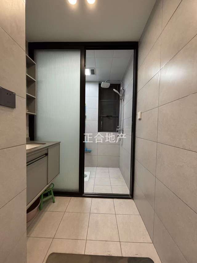 城南，森林国际翡冷翠，精装三房两厅两卫，证满二，电梯好楼层