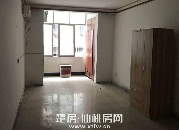 仙桃商城女人街华宝小区大三房特价出租