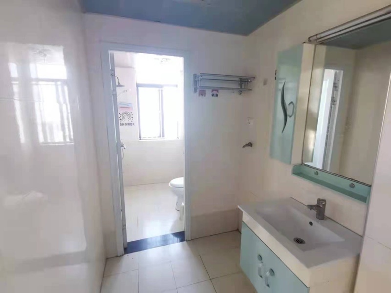 捡漏，三丰鼎城，小高层，精装两房+阳光房露台，证满二