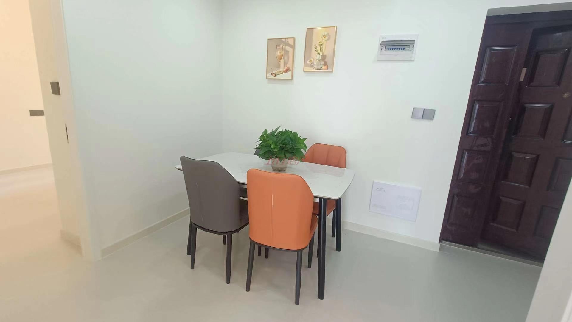 全新装修家电齐全小三房紫润尚城