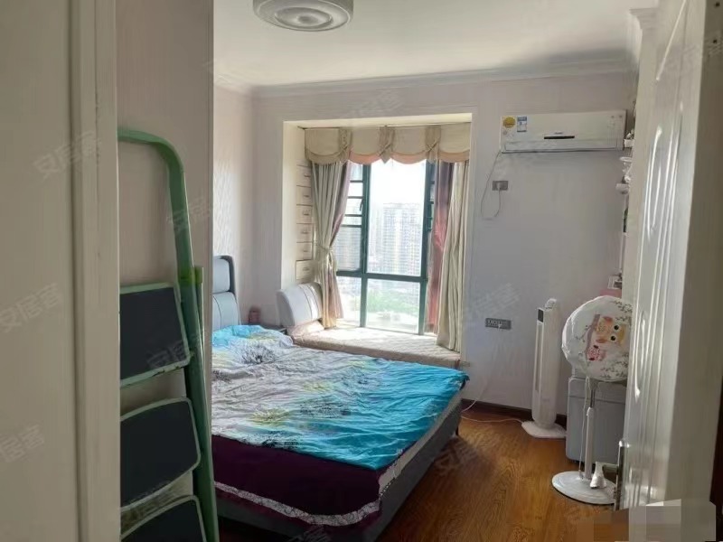 降价十万，城南新城壹号，房东急售，全屋地暖，家电全送，好楼层，证件满五，南北双阳台