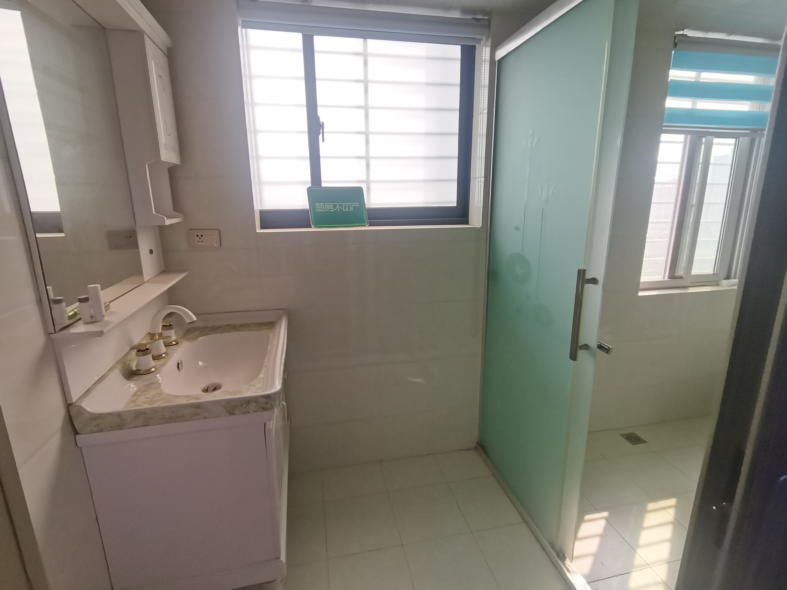 福星城精装三房户型方正房东诚意出售