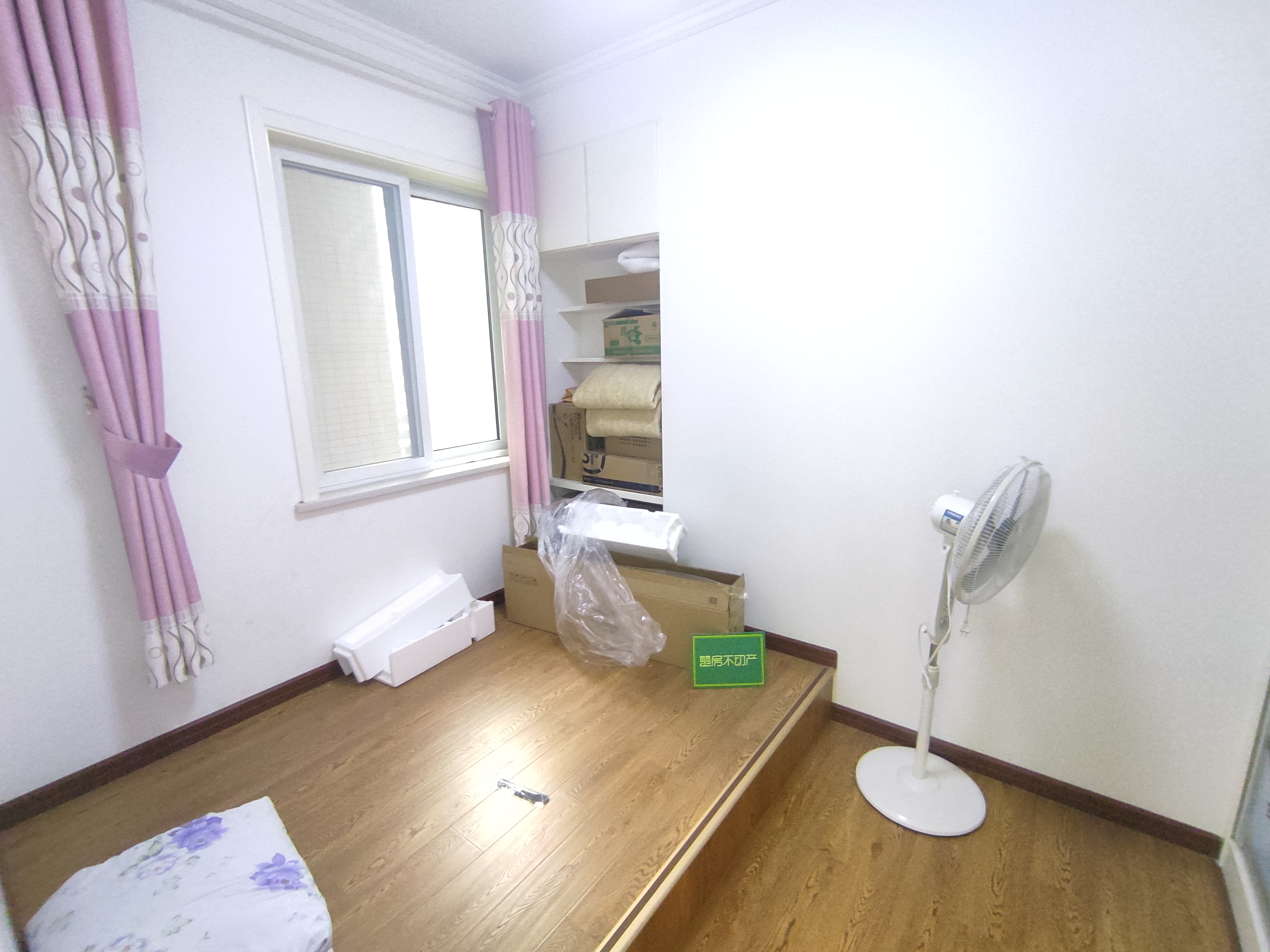 和合国际精装小三房全屋中央空调户型通透楼层采光效果好证件满两年先到先得