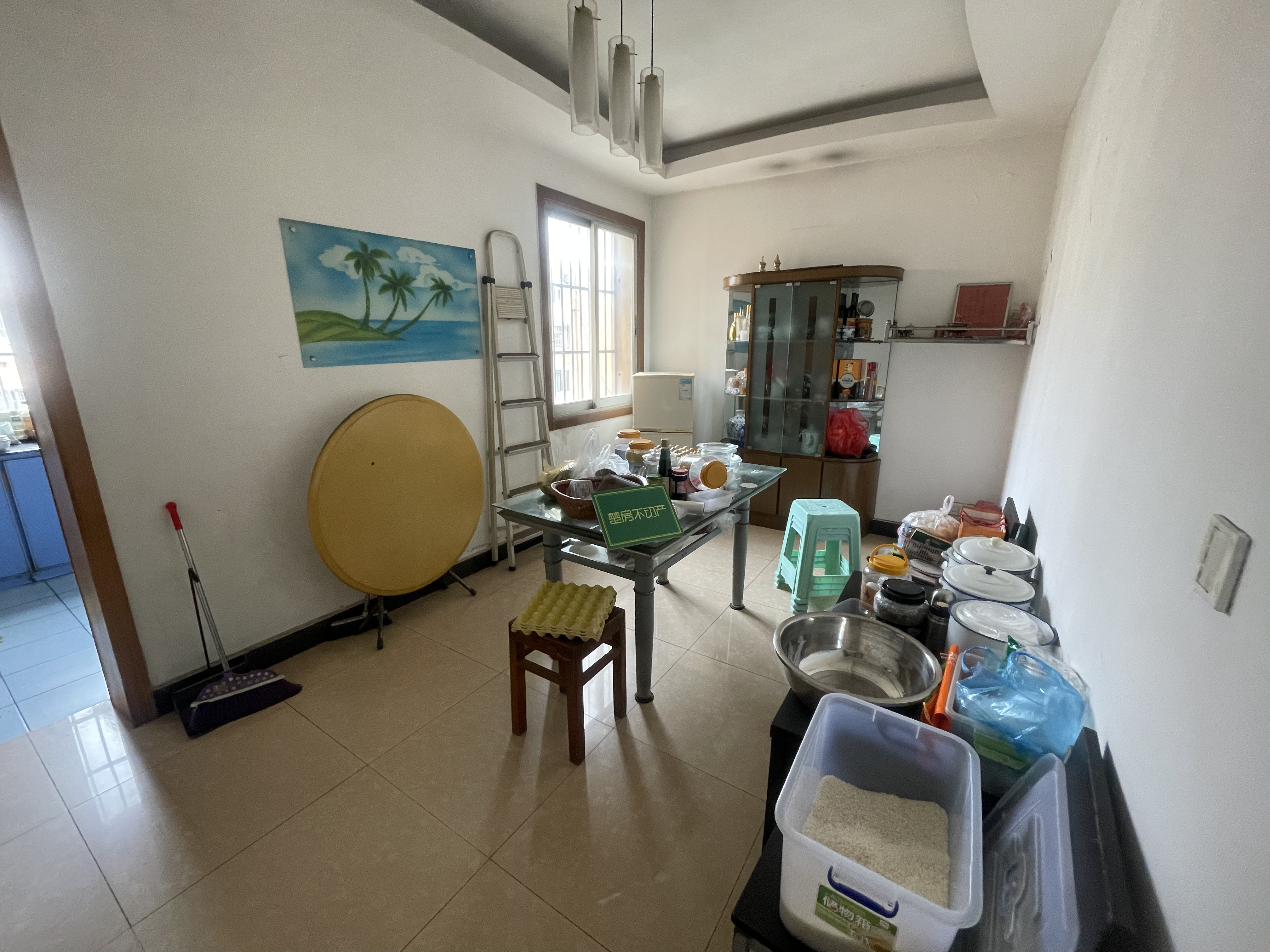 德政园.枫丹苑.周边幼儿园.超市菜场.出行方便.适合养老适合接送小孩