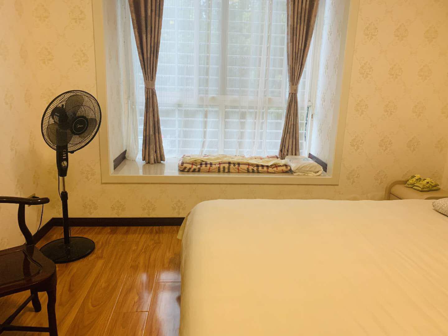 世纪雅园步梯 精装大三房 拎包入住 对口仙桃小学