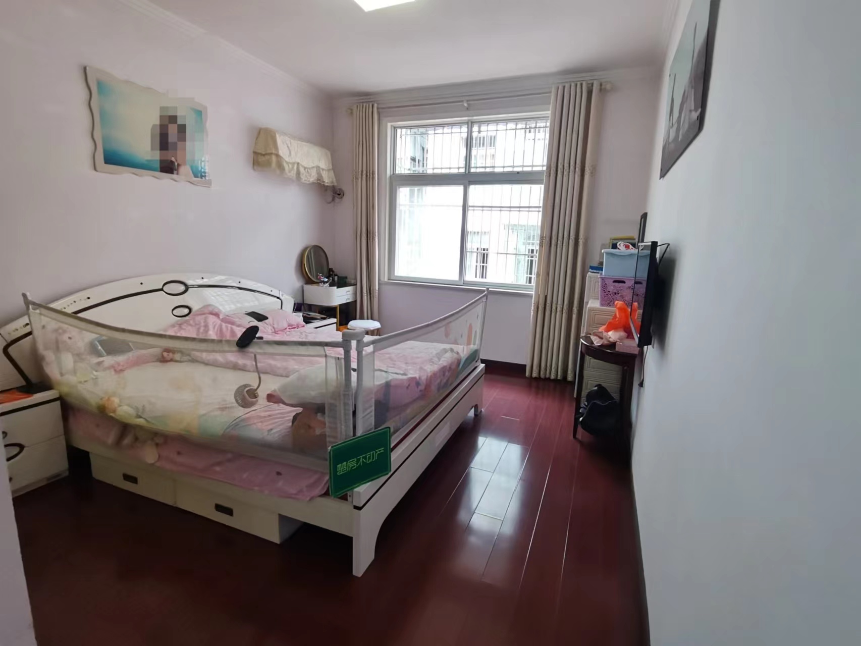 文华苑一中对面精装三房中间楼层户型方正房东诚意出售