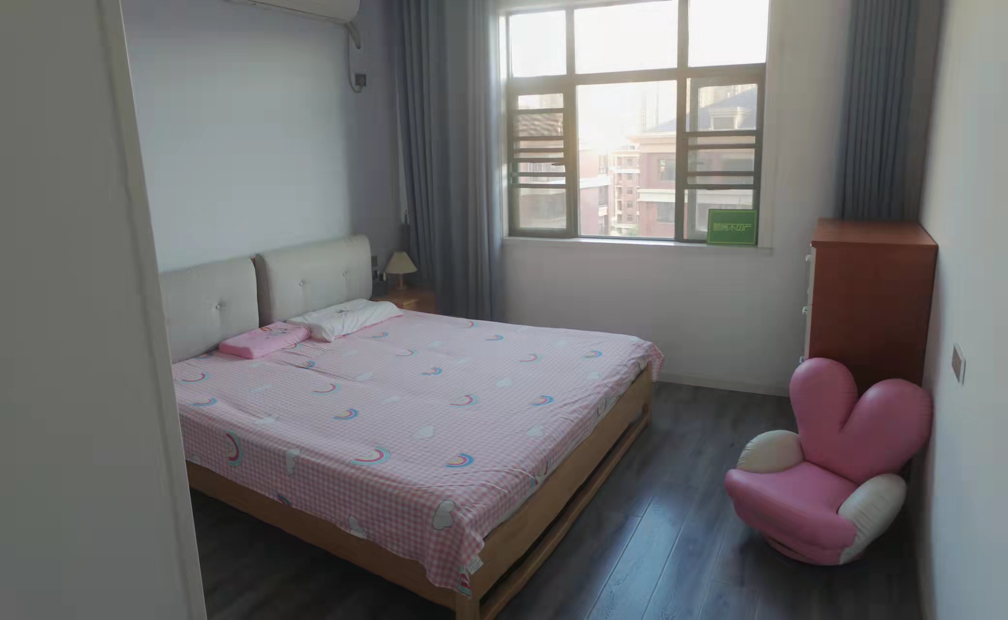 新城一号五期精装大三房边户好楼层诚心出售看房方便