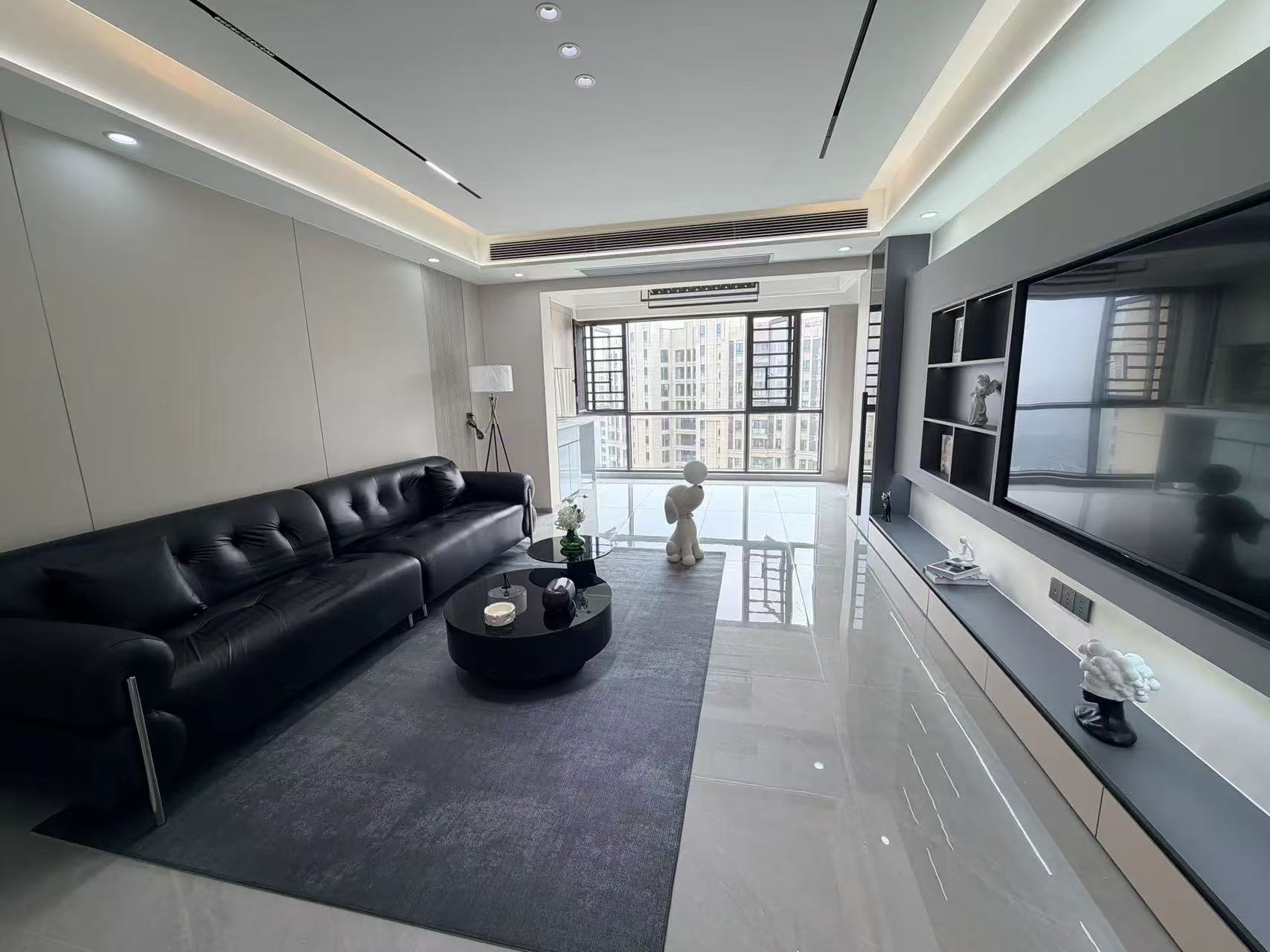 城南，御湖世家，湖景房，电梯好楼层，单价5600多，送车位证满二