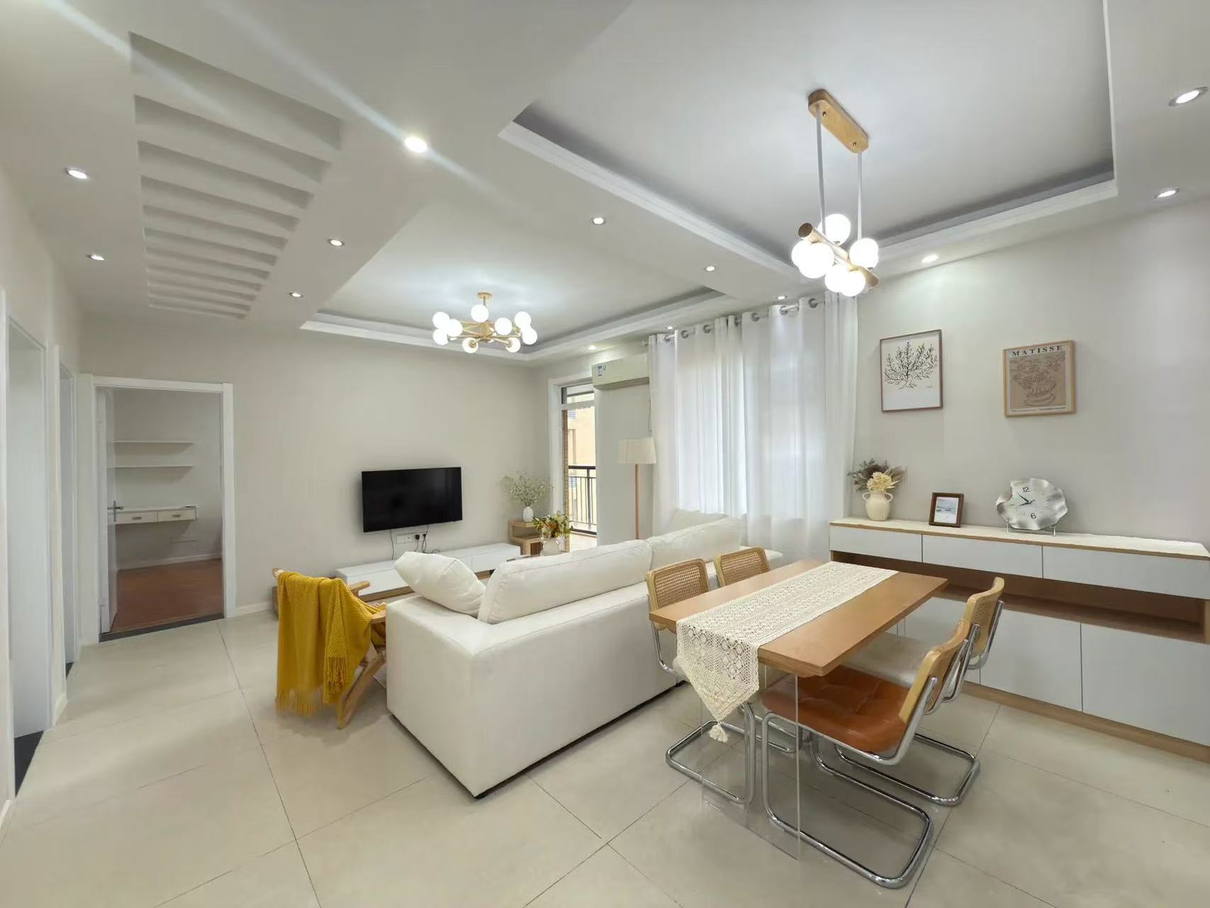 降价了，城南，森林国际城，边户，精装三房，单价5200，好楼层，下楼新二中二小