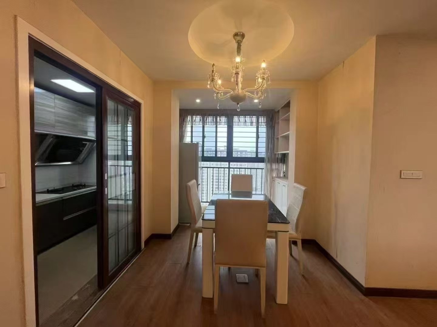 降价啦！翰林公馆，边户，精装三房，电梯好楼层，证满二