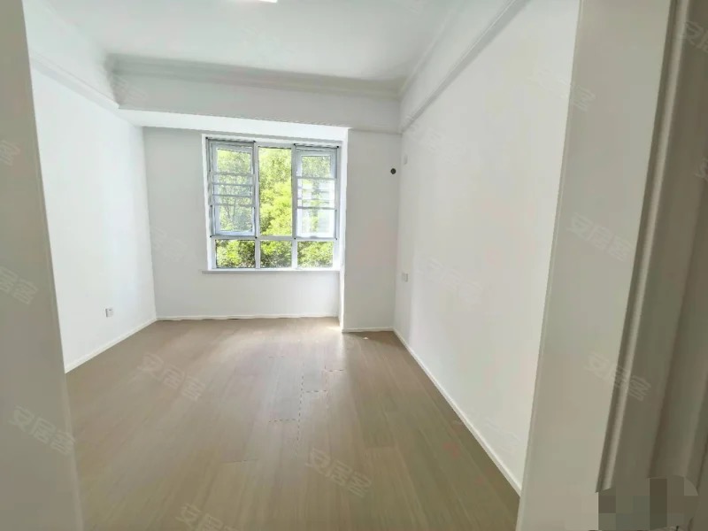 捡漏，城南，沔阳公馆，精装三房两卫，老证，成色新