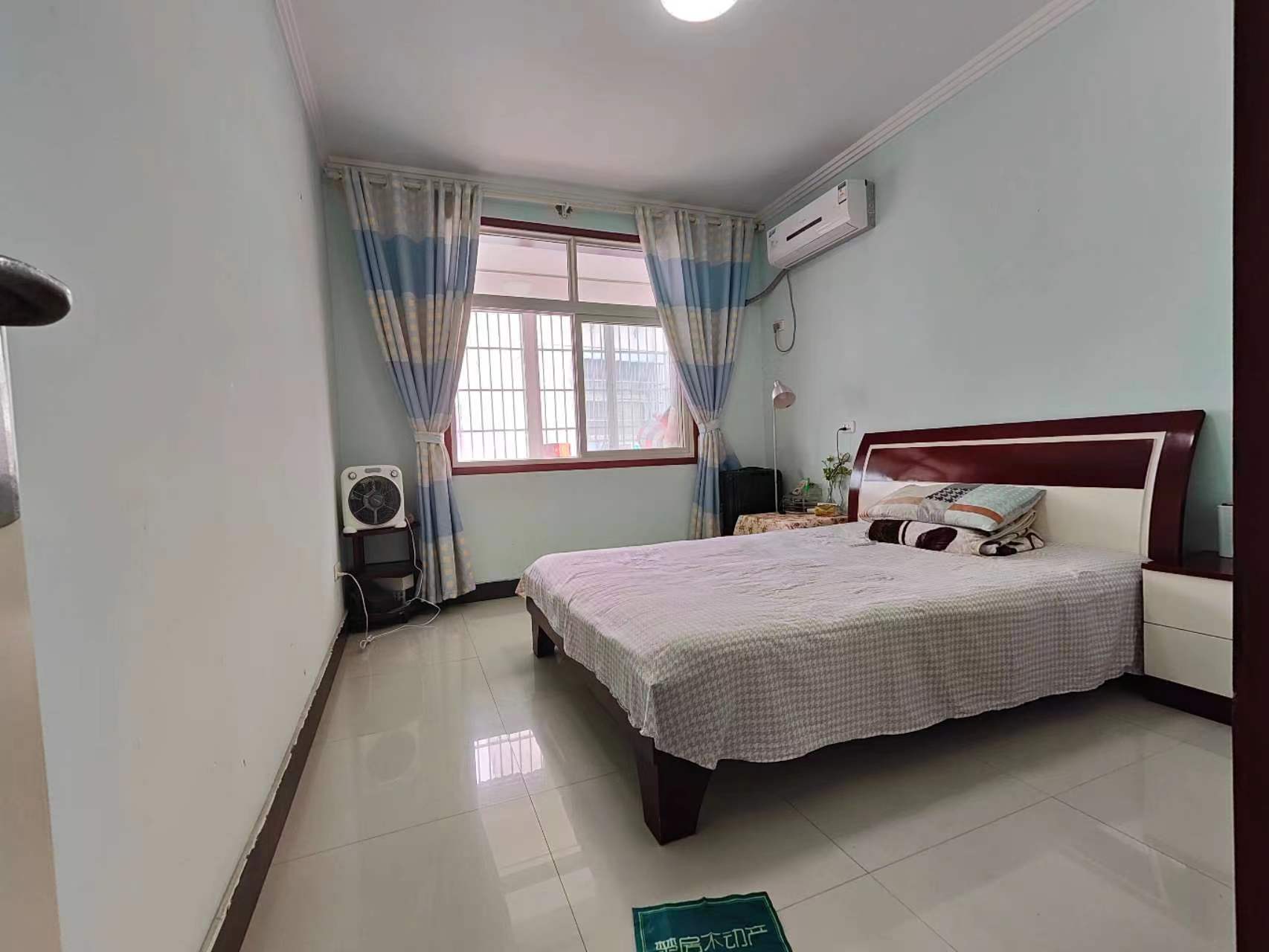 武商附近好房子，长虹花园精装大三房业主诚意出售，家电齐全拎包入住