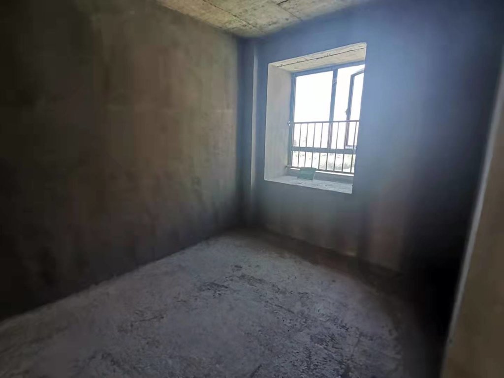 锦绣江山旁善德华府南北双阳台有不动产证看房方便价格可谈