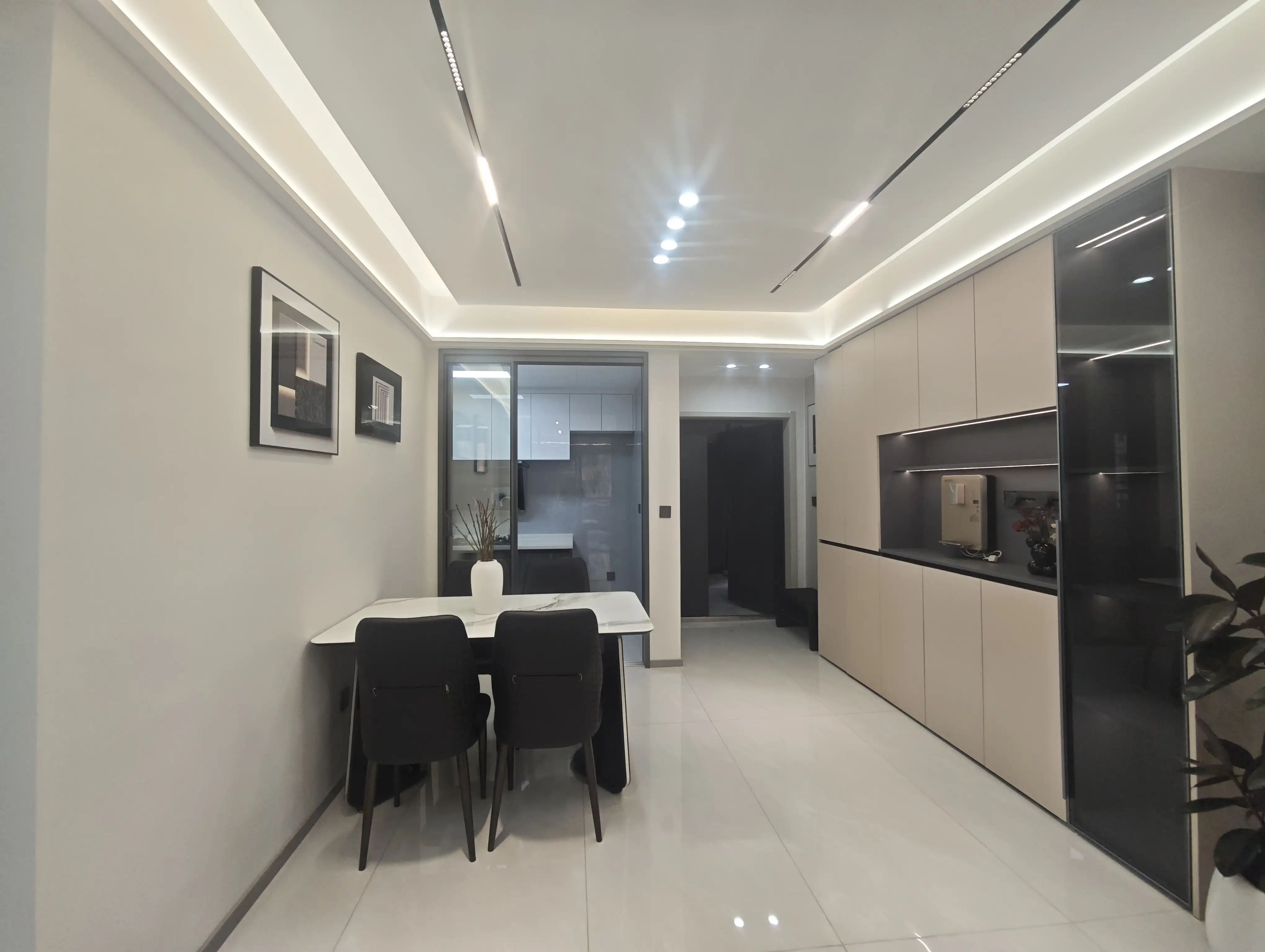 城南，沔阳天泽园，精装三房两卫，全新装修，证满二，诚心出售