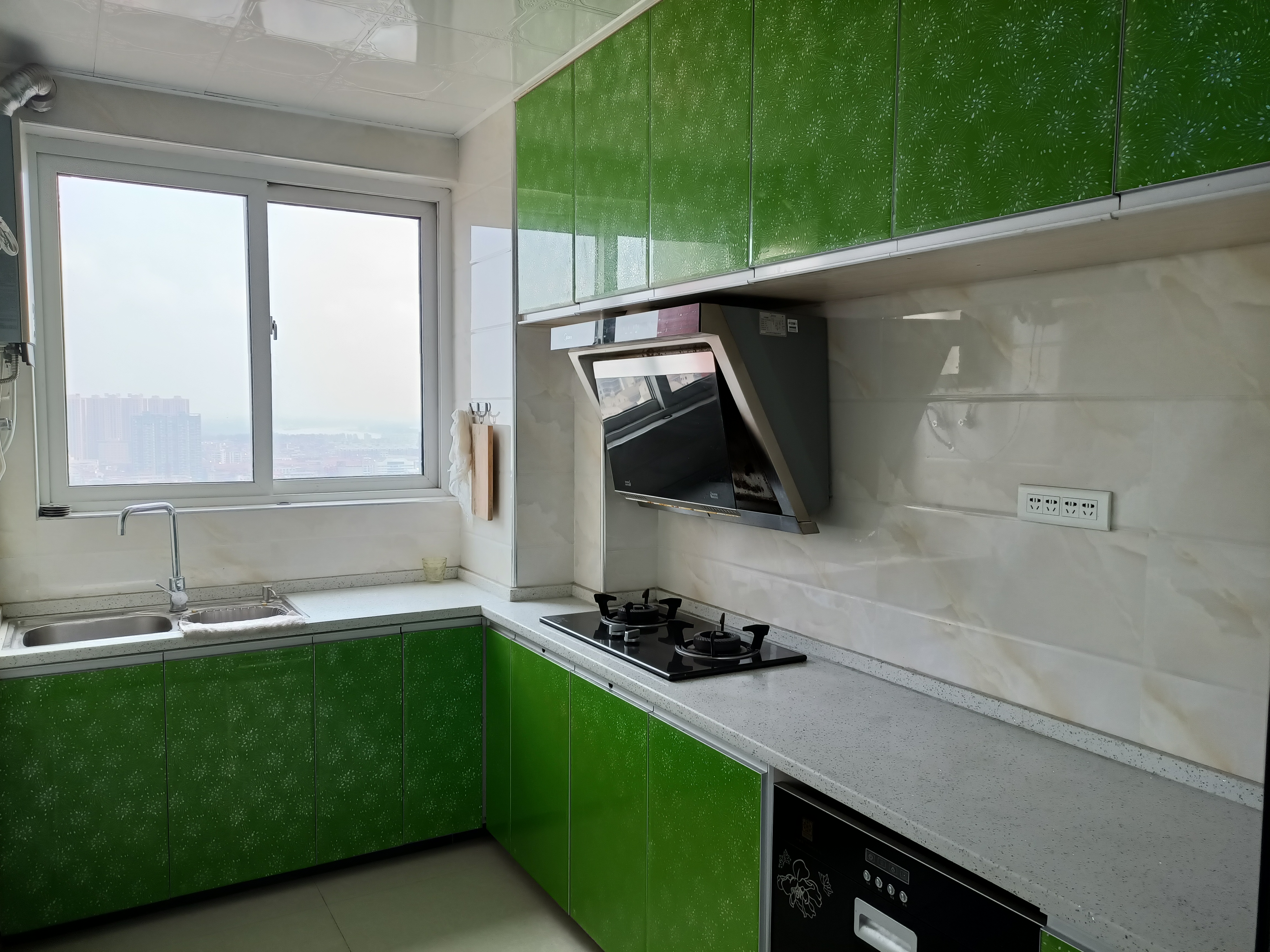 福星城精装修三房高层满五 省税诚意卖