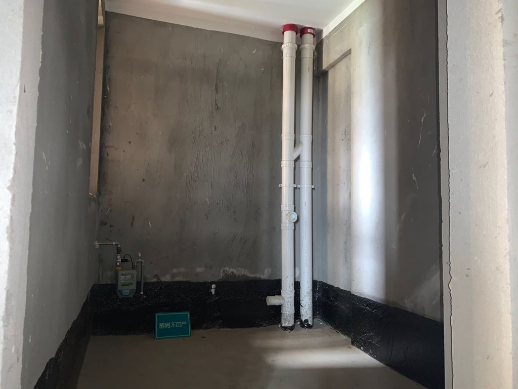 森林国际毛坯小三房OK直接读二晓看房方便