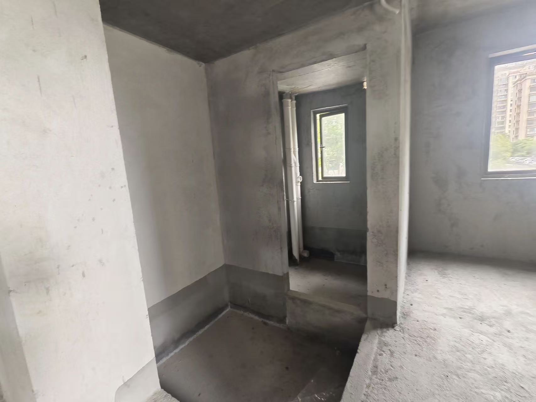 降价了，城南，荣怀，带300平露台，房东都是加钱买的现在直接送，捡漏