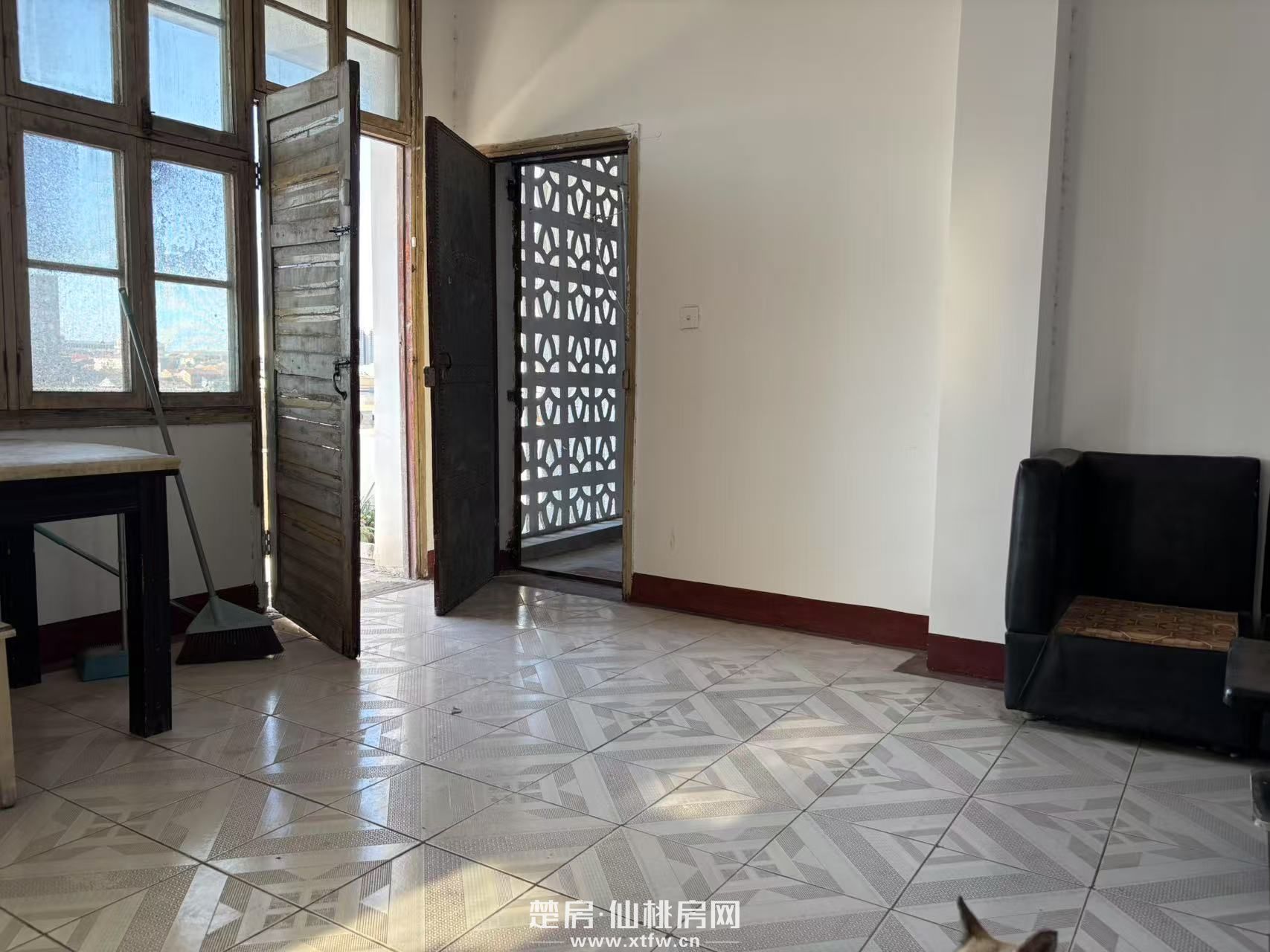 沔阳大道东原中国银行勉办宿舍楼