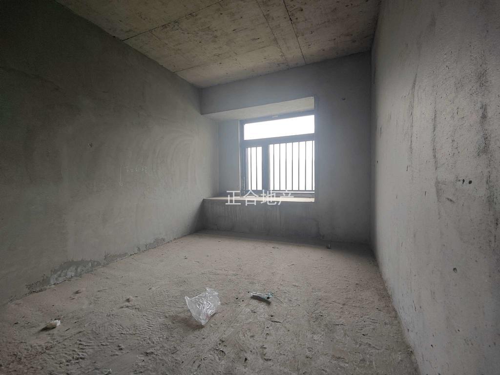 手富10W买河景房！城南高.端小区，全人车分流，看房速联！