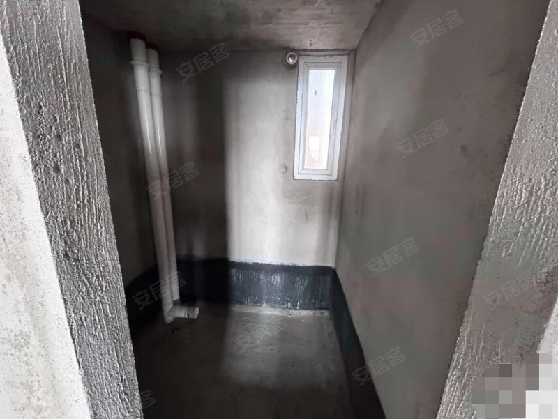 捡漏，亏本出，交投满庭春，电梯小高层，好楼层，证件满二，业主急售