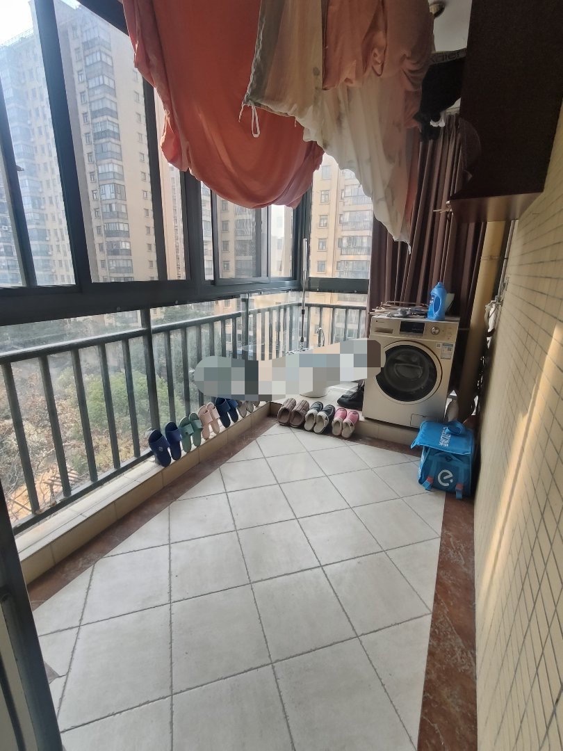 281，急售，仙桃晓学旁，电梯小高层，家电齐全，拎包入住，好楼层