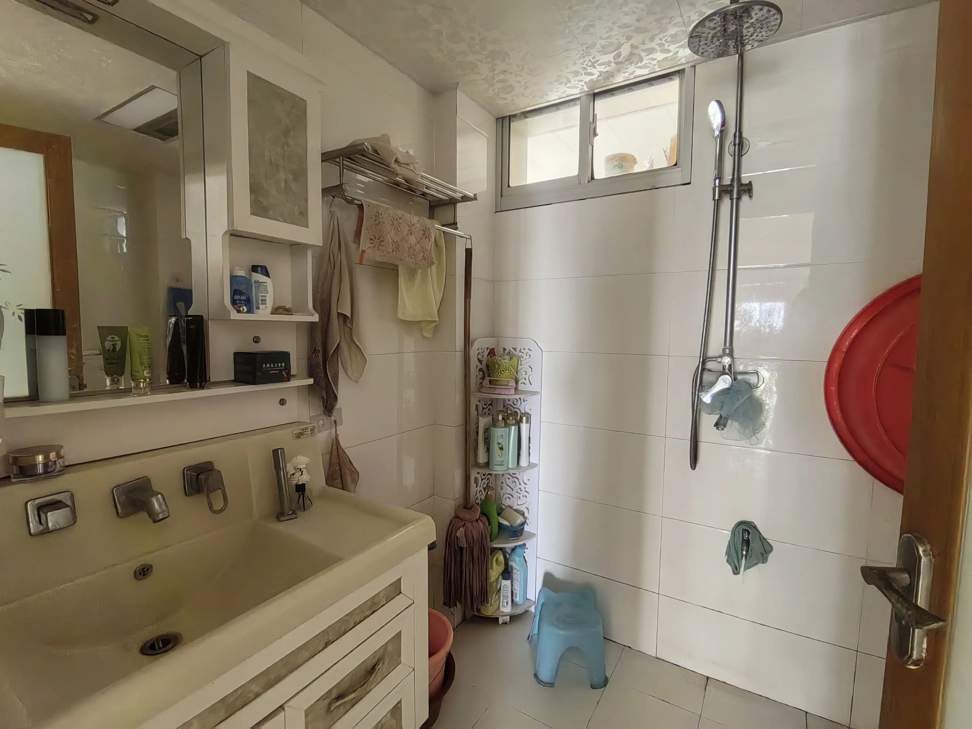 捡漏，武商附近，福星城，电梯好楼层，精装三房，南北通透，直接拎包入住，满五