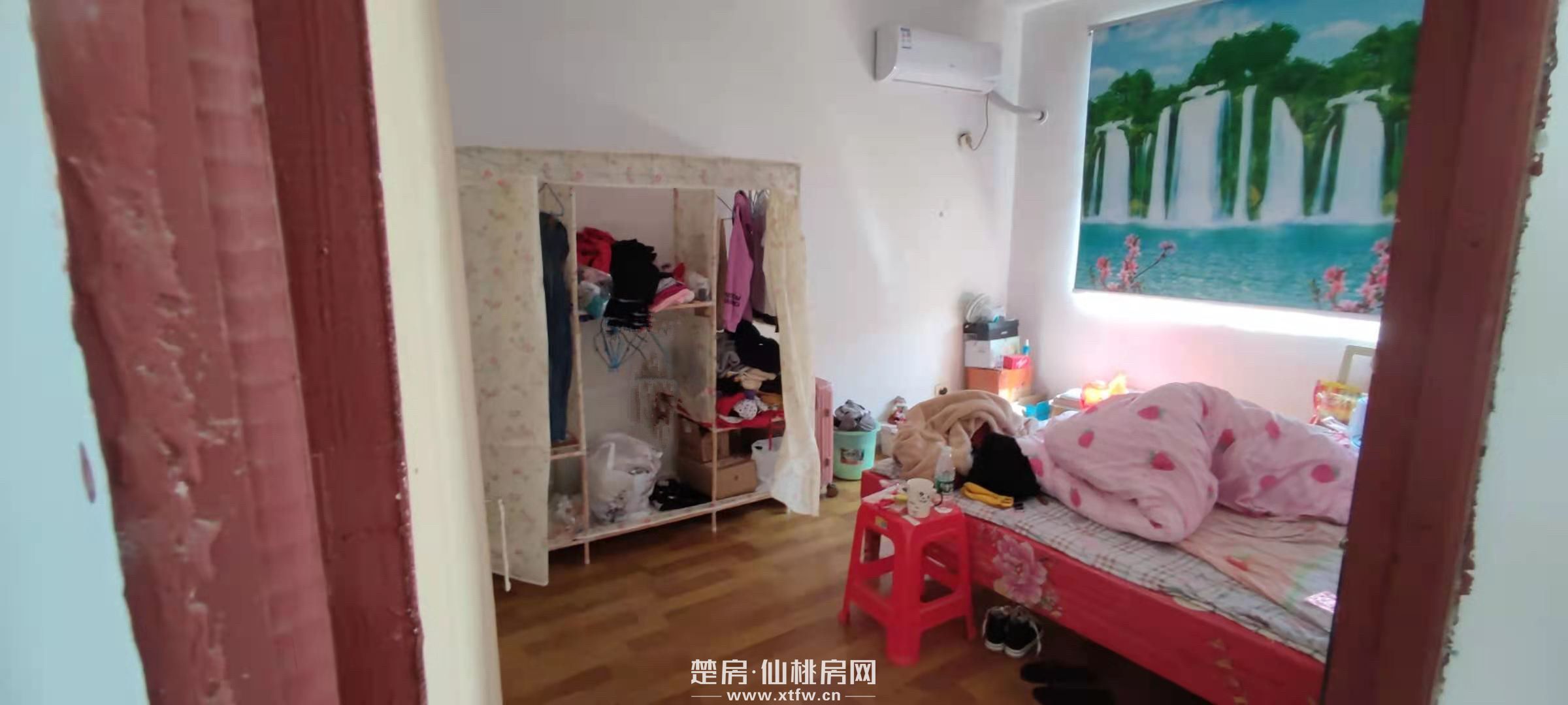 真实房源，房主诚意直售！简装房，赠送阁楼，自带幼儿园，可电话预约，线下看房。