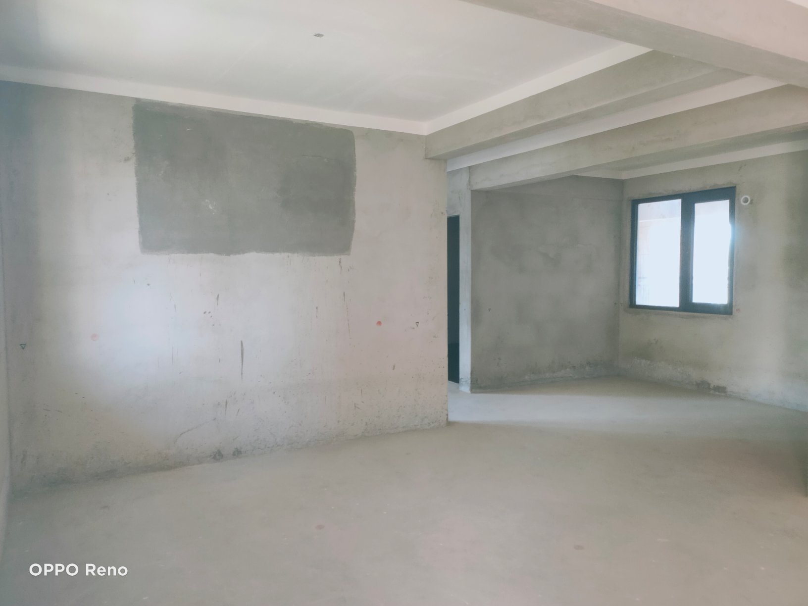 祥生观澜府，电梯江景房，超大空间4房2厅2卫1厨1阳台。