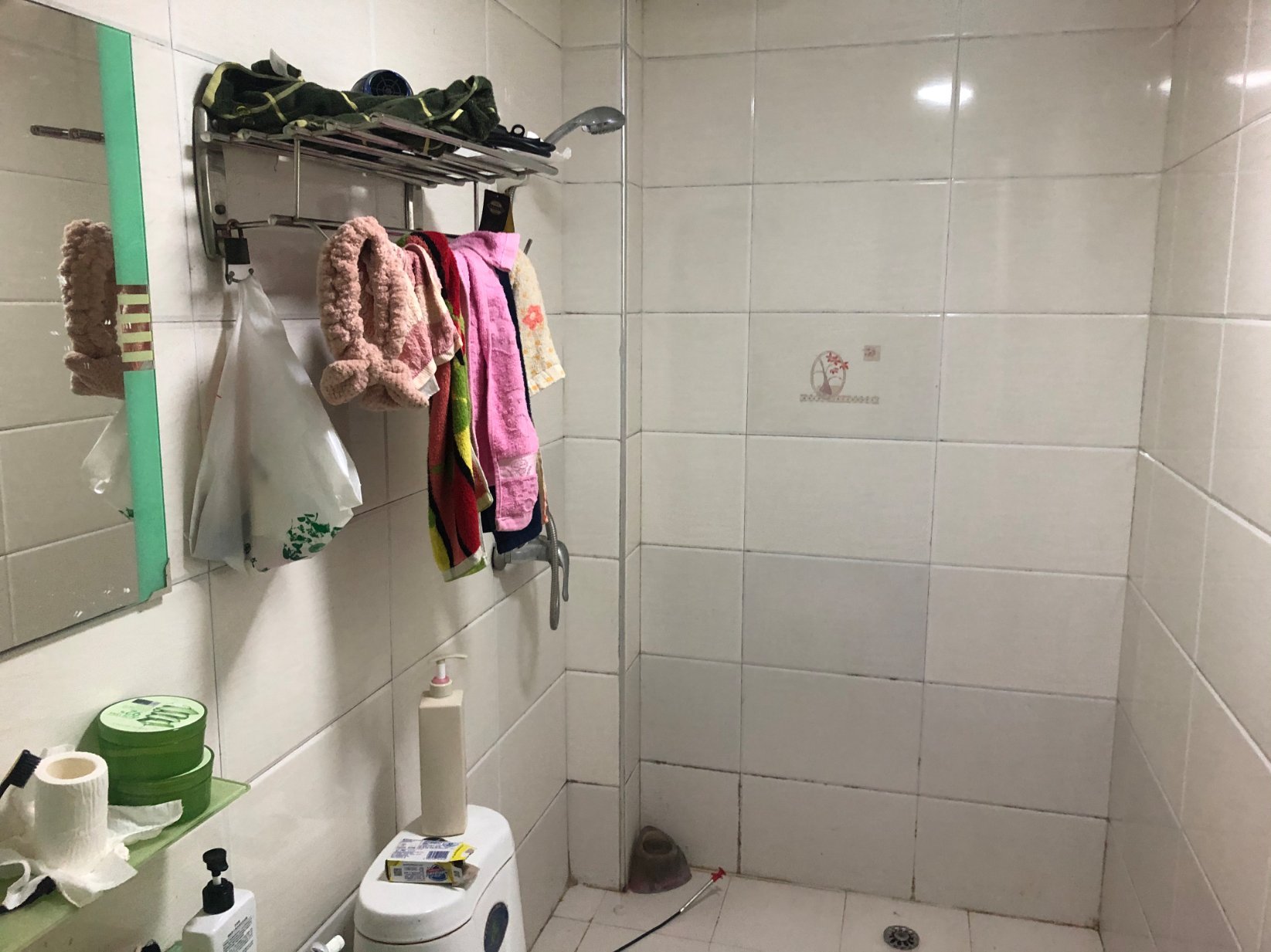 沔阳 后面步梯3楼中等装修小区有院子不动产