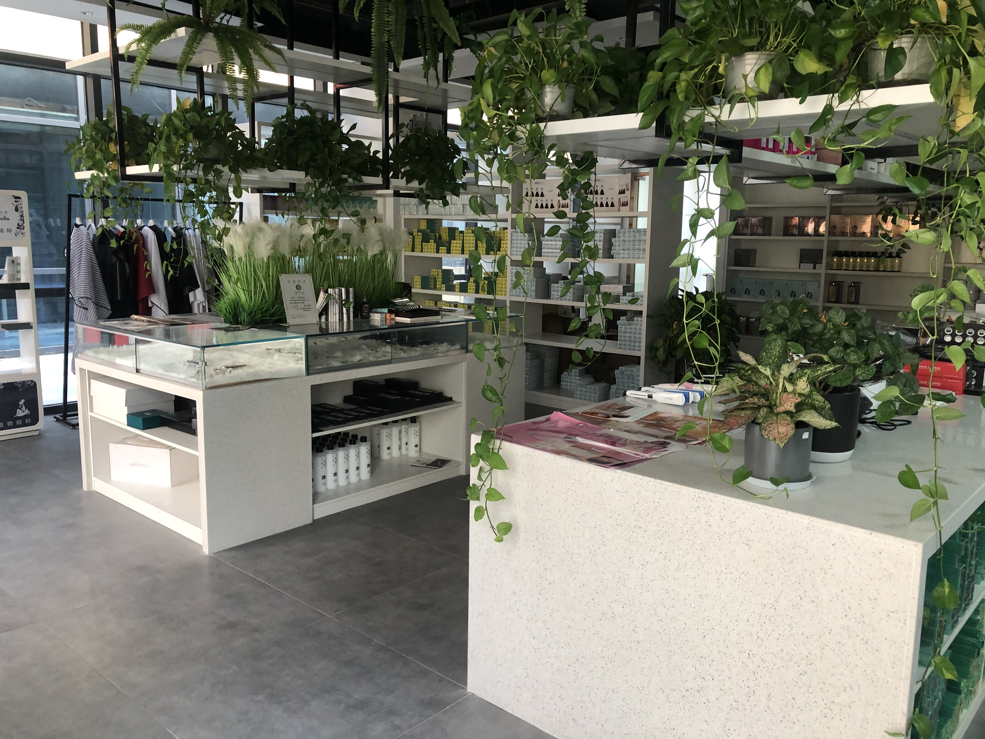 环球商铺 地段不限业态可售可租限全款卖家包过户