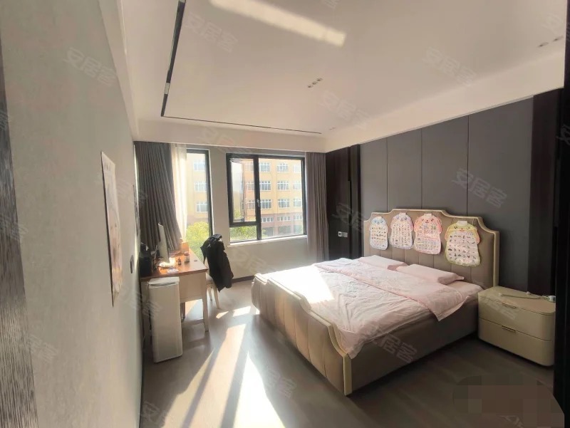 城南，领‬秀城，​电梯大平层，小洋房​，全‮豪屋‬装一‮品线‬牌拎‮入包‬住