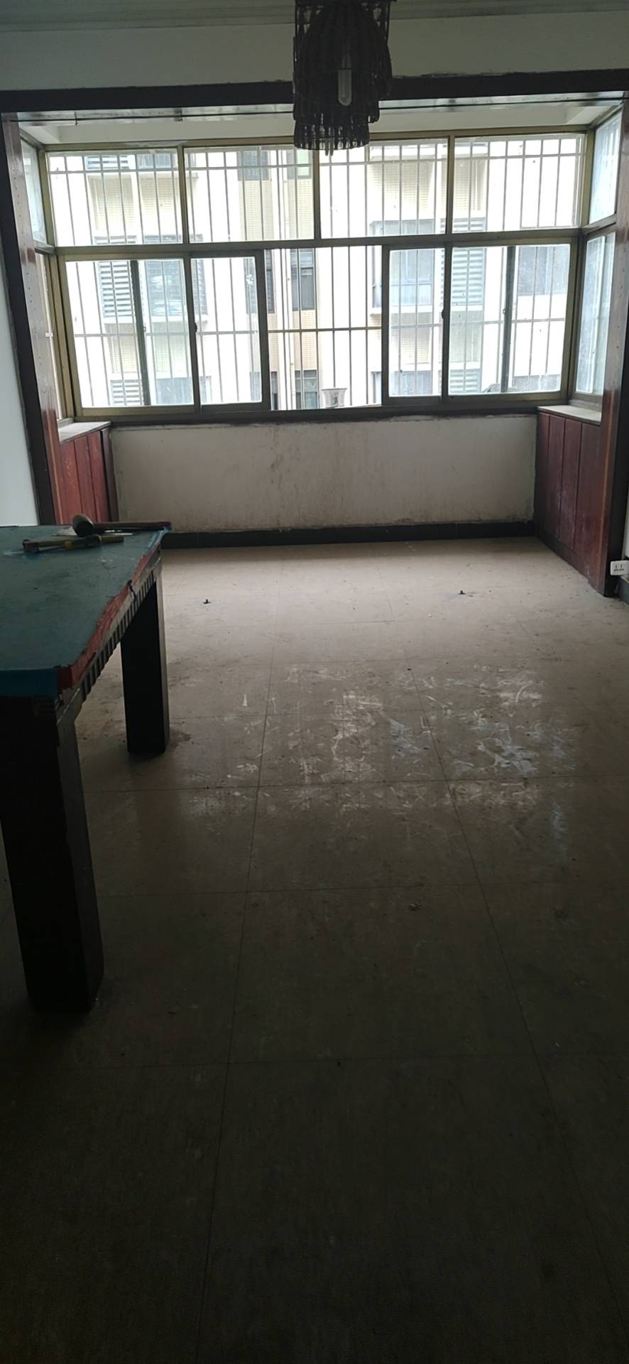 八中附近低价出售房东急售