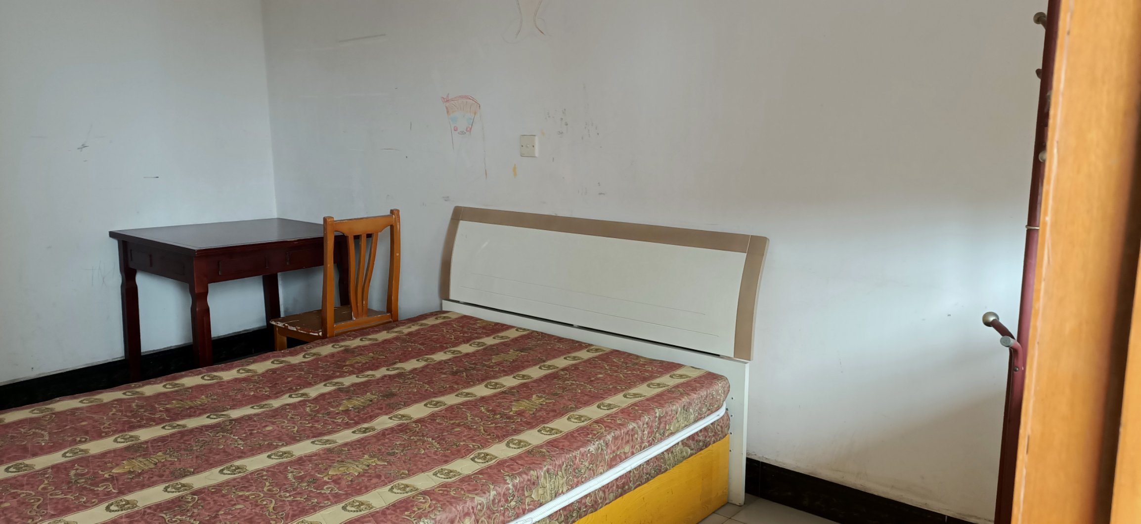 春江花园110平三室两厅两卫采光通风好小区环境好院子好停车