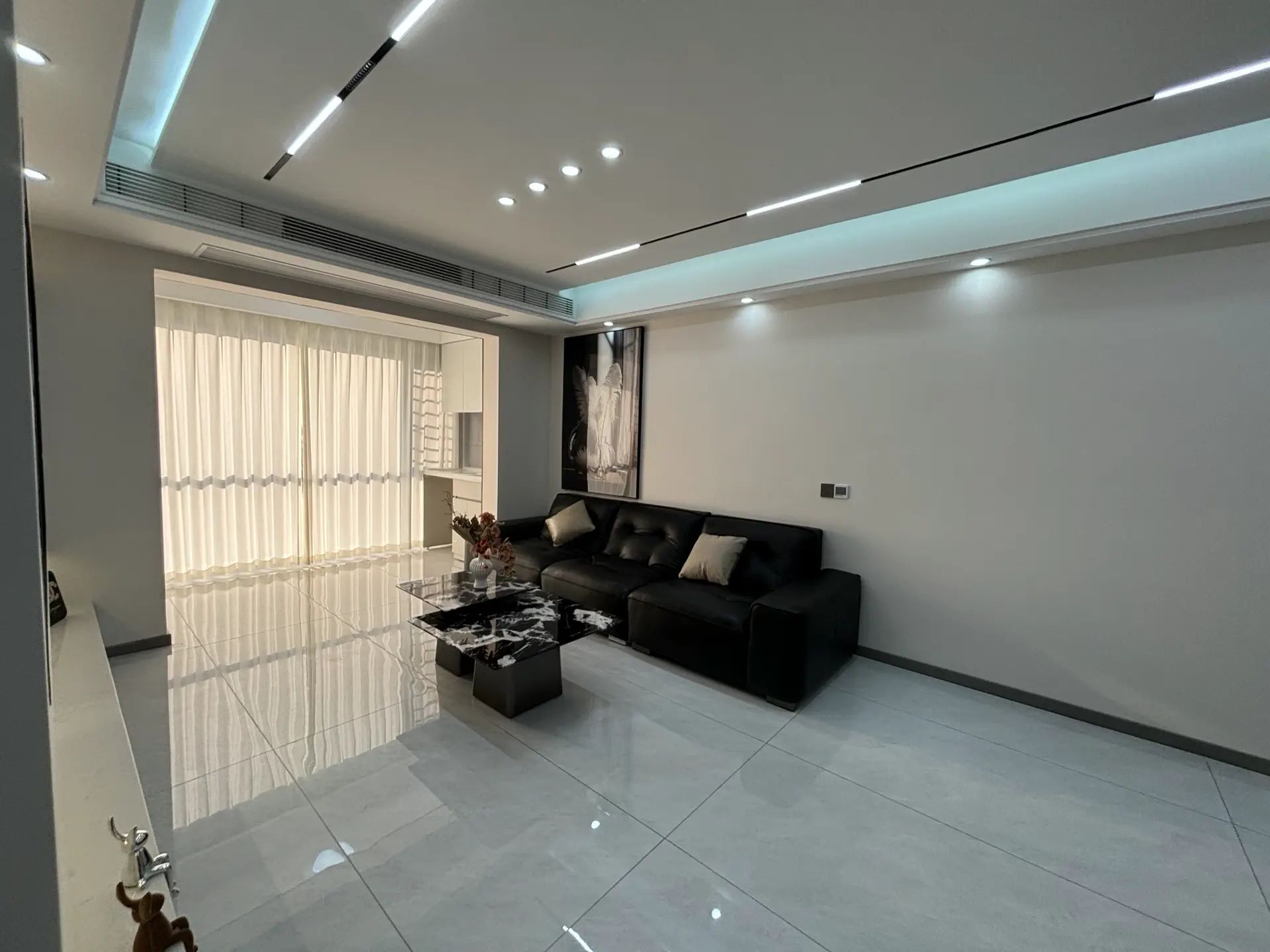 城南，沔街旁，御湖世家，  单价5字头 ，证满二年，送地下车位 ，业主诚心出售