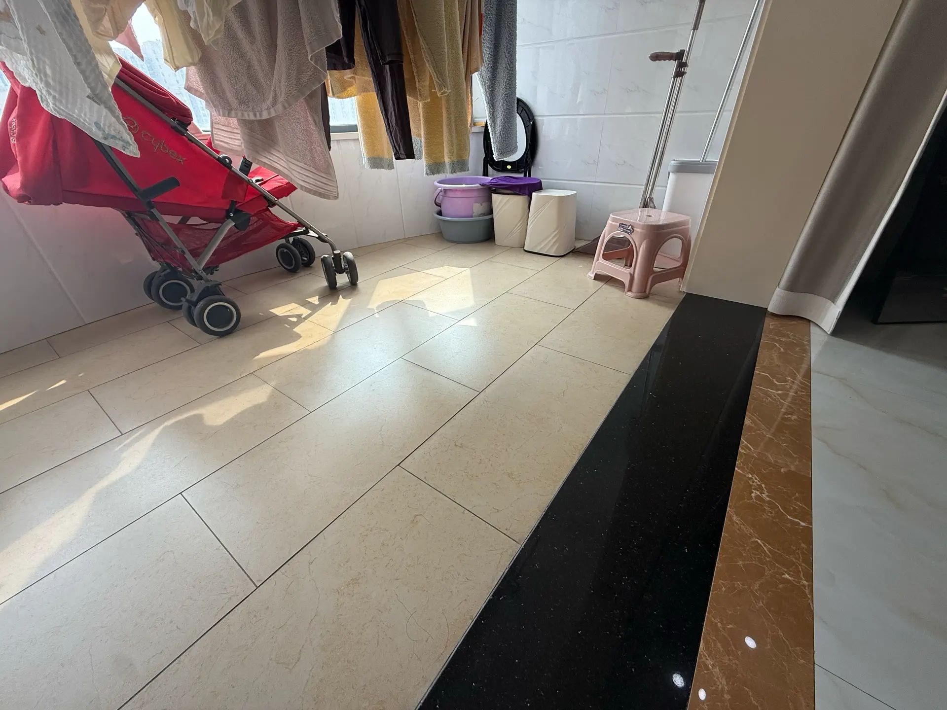 亏本出售，捡漏，颐和公馆，精装小三房，好楼层，一口价​35.8万，证满二