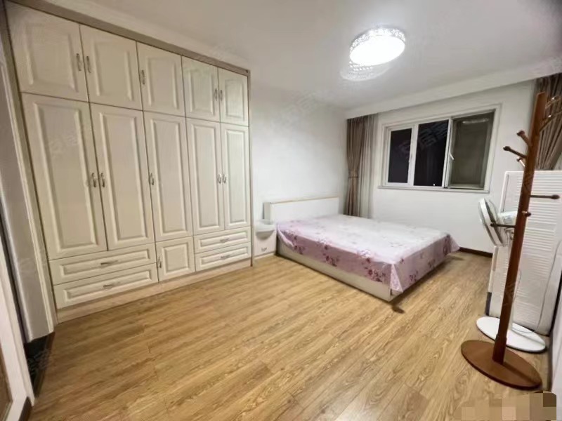 293，捡漏，满庭春，精装大3房2卫，供暖房，单价4600‼️南北双阳台，东边户，中间楼层，拎包入住