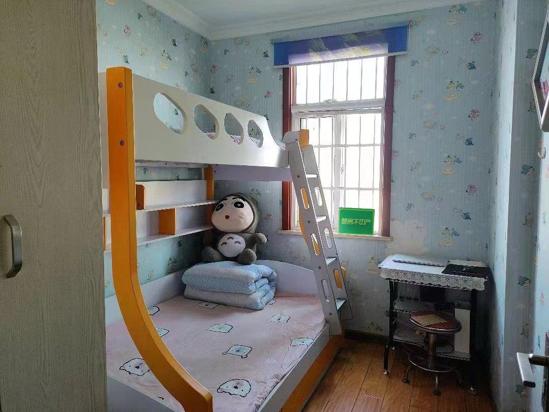 御台公馆旁田园国际复试精装修3房证满2年价格可谈