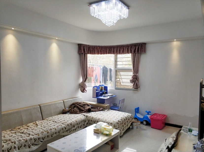 公园世家小高层4房，送超大露台，看房约