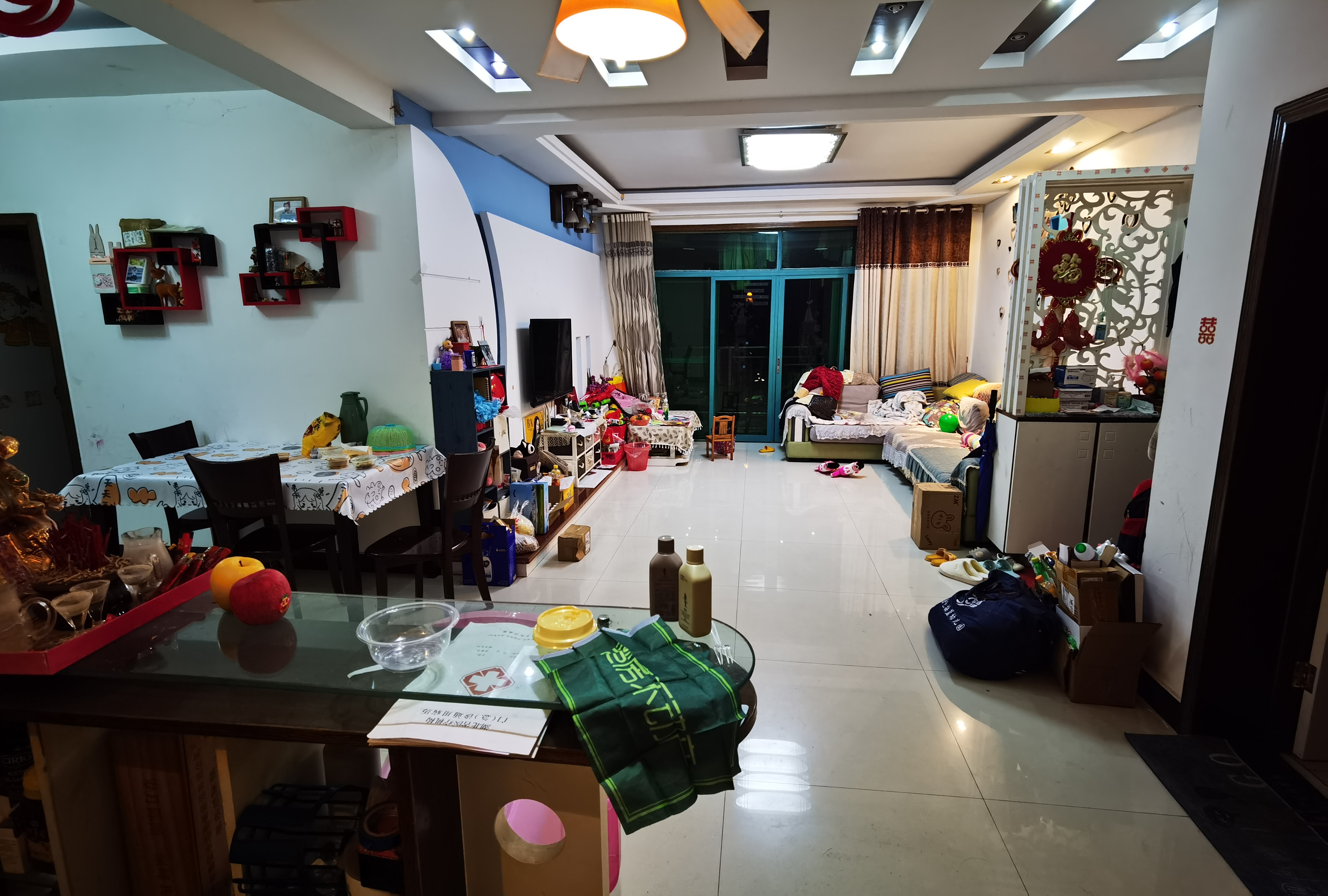 青青家园二期 精装大三房 可以改四房  安静 出行方便 拎包入住