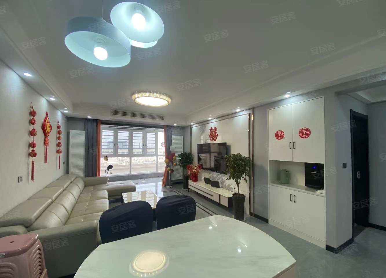 50，捡漏，荣怀小高层，全新装修，全屋暖气片，户型采光好