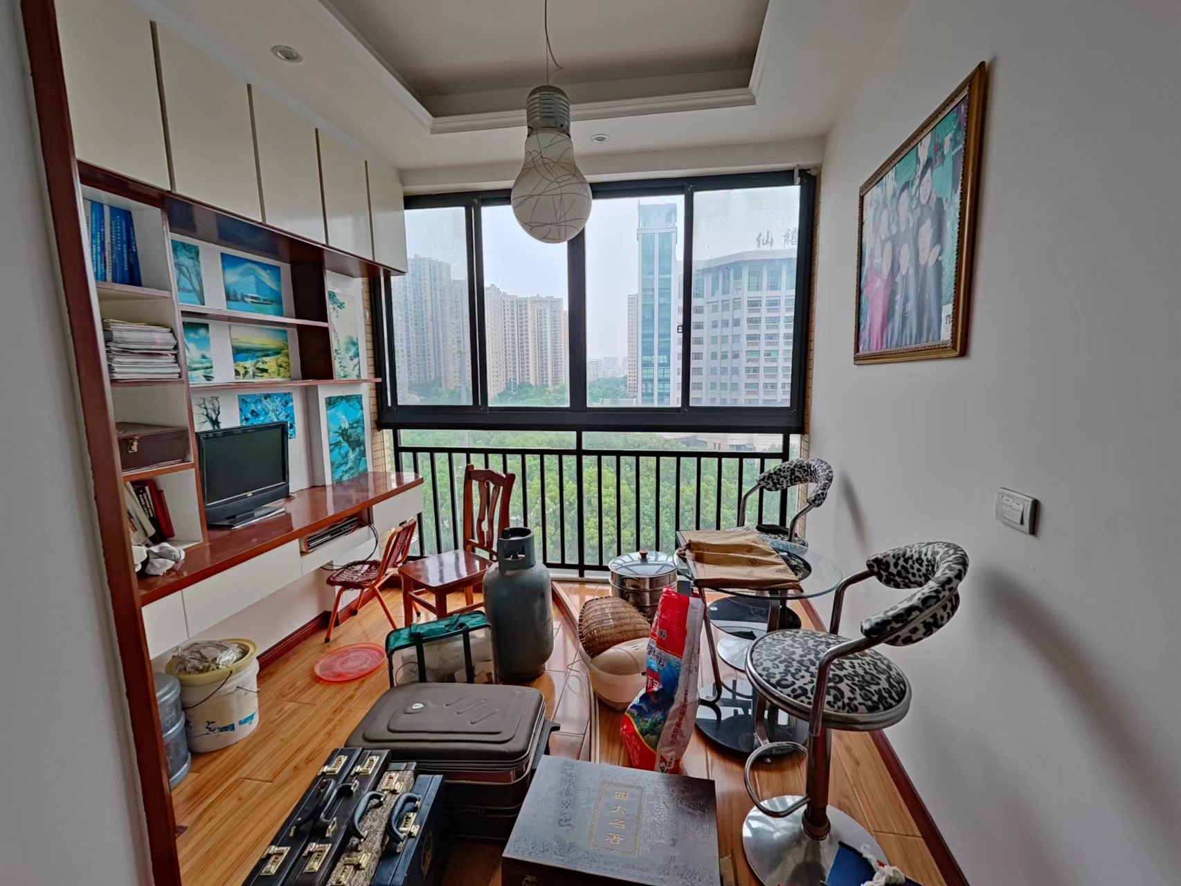 三丰鼎城好房子来了，三房两卫楼层通风采光好，家电齐全拎包入住